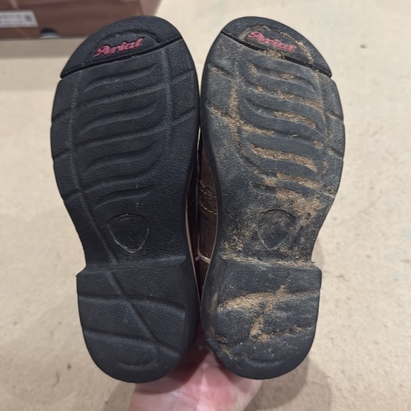 Ariat kids Brown and Pink Western Boots - Picture 5 of 6